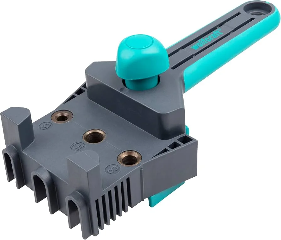 wolfcraft Meisterdübler Universal-Dübelhilfe 4640000 / Praktische  Dübelhilfe für saubere Eck- & VARTA Batterien AA